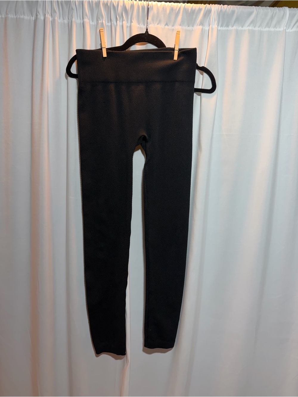 Black Ribbed Leggings - Brand Unspecified